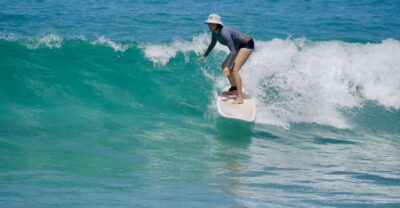 Bang Tao Beach: Group Or Private Surf Lessons - Your 1.5-Hour Lesson: From Sand Drills to Catching Waves
