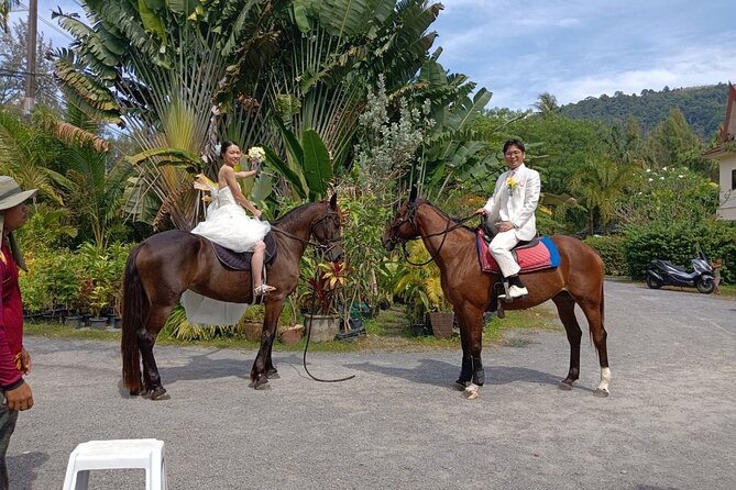 Beach Horse Riding Activity in Phuket - Skill Level Rules: Intermediate and Advanced Riders Get the Most Control