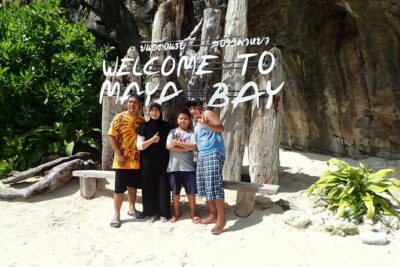 Best of Phi Phi Island Adventure Day Tour with Lunch from Phuket - Green Island Start: Snorkeling First, Crowd Pressure Later