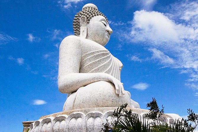 Big Buddha Jungle Trekking and Temple tour with Lunch - Jungle hike expectations: steep, humid, and properly paced