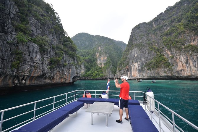 Blu Anda Catamaran to Phi Phi from Phuket - Kayaking near the Maya Bay area: the calm-water workout portion