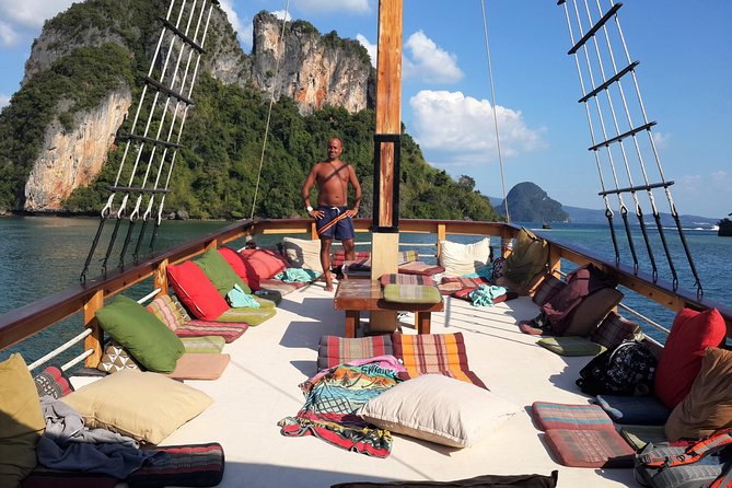 - Comfortable boat for cruising in Phang Nga Bay - The "Must-Do"! - On-board food and drink that actually matches the trip