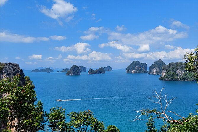- Comfortable boat for cruising in Phang Nga Bay - The "Must-Do"! - Who should book this cruise from Phuket?