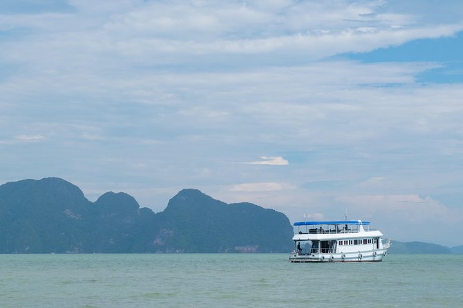 Hong by Starlight: Sea Cave Kayaking and Loy Krathong Floating - Getting Through the Caves: Comfort, Safety, and the Guide Team