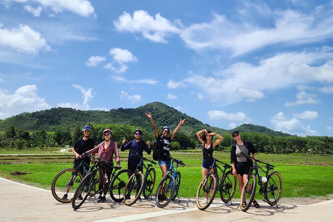 Islands Discovery: Koh Yao and Koh Hong with Bicycles and Beaches - Long-tail boat through Phang-nga Bay: start smart at 8:00