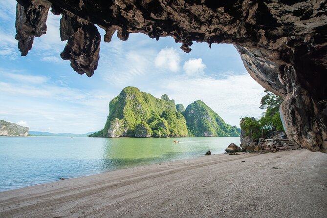 James Bond Twilight Sea Canoe and Glowing Plankton from Phuket - Food and Drinks on Board: More Than a Convenience