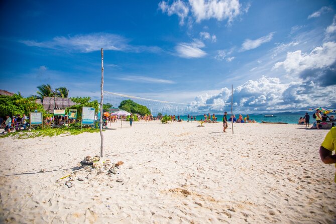 Khai Islands Snorkeling Premium Trip From Phuket - On the water: speedboat comfort, safety gear, and group size