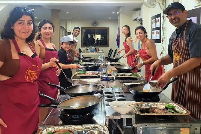Organic Thai cooking class - Small group size: why max 4 students changes everything