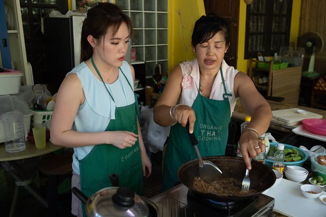 Organic Thai cooking class - Your menu choice: pick 5 dishes from 30+ options