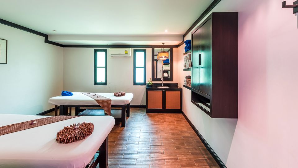Patong: Orientala Spa Package - Foot reflexology: the “light but noticeable” add-on