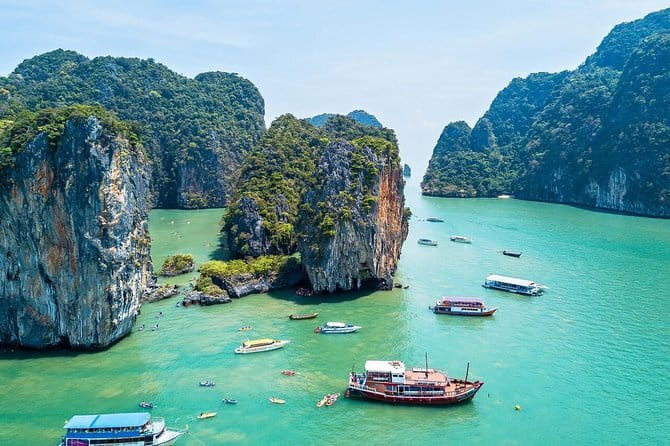 Phang Nga Bay Day Trip to Panak and James Bond Island by Speedboat from Phuket - Koh Hong hongs: kayaking through cave rooms open to the sky