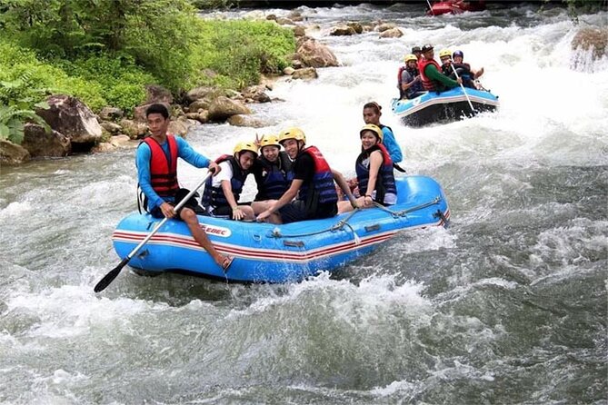 Phang Nga Tour with White Water Rafting and Zipline - Riverside Thai lunch and fresh fruit: fuel that actually counts