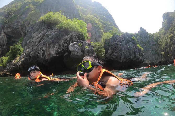Phi Phi Island Adventure Day Tour from Phuket Speedboat/Catamaran - Your Day Start: Pickup, Coffee on the Pier, and the First Water Rush