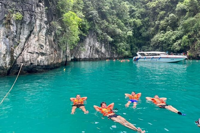 Phi Phi Island Adventure Day Tour from Phuket Speedboat/Catamaran - Maya Bay and the Eastern-Side Bays: The Main Attractions in Sequence