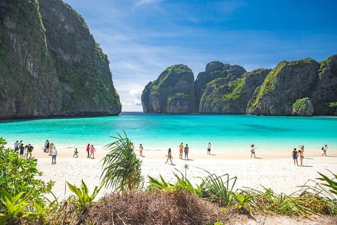 Phi Phi Islands and Khai Island by Premium Speed Catamaran - Royal Phuket Marina: your morning anchor point in Phuket