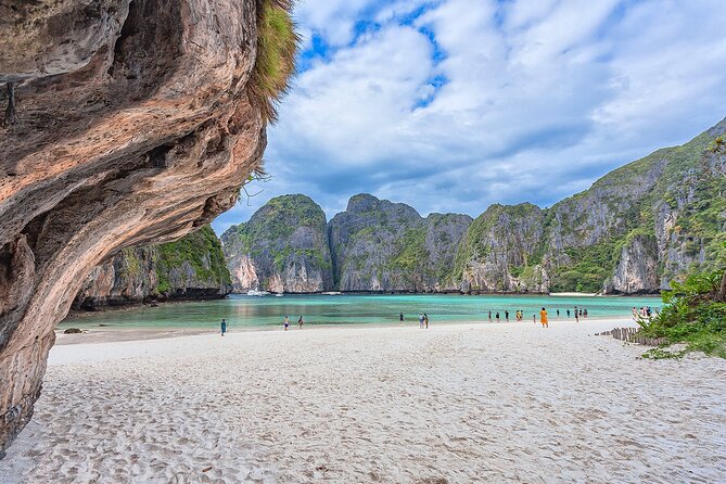 Phi Phi Islands and Khai Islands Snorkeling Tour By Speedboat From Phuket - What You’ll Learn From the Crew (And Why It Helps)