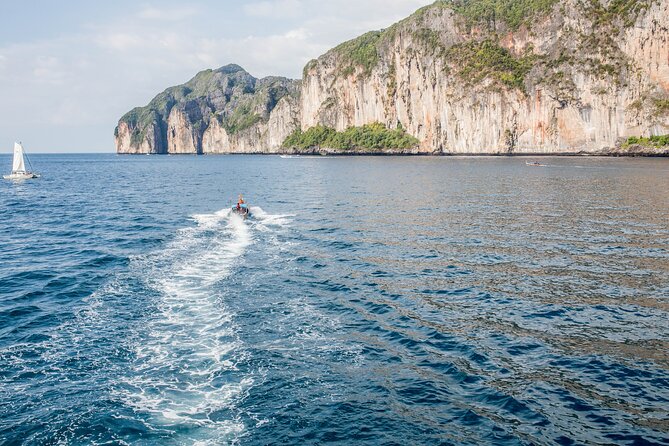 Phi Phi Islands from Phuket Speedboat Transfer with Pickup Service - Rassada Pier check-in: the exact counter and the documents you must bring