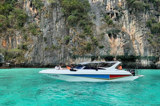 Phi Phi Islands PRIVATE SPEEDBOAT TOUR - Stop 4: Phi Phi Don for Lunch and a Real Break From the Boat