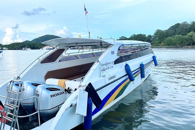 Phi Phi Islands Speedboat Full-Day Tour from Phuket+ Buffet Lunch - Speedboat comfort and the crowd reality between stops