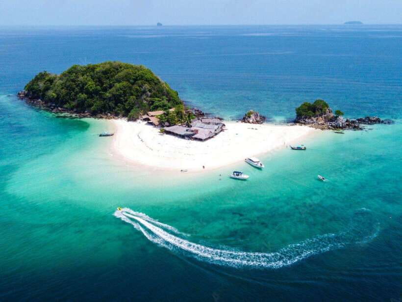 Phuket: 3 Khai Islands Snorkeling Tour - Pickup and the visitor-center safety briefing: simple, but show up on time