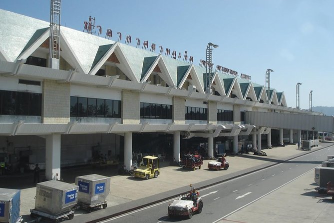 Phuket Airport Arrival Transfer : Airport to Hotel in Phuket - Luggage limits, kids, and other gotchas that can save you money