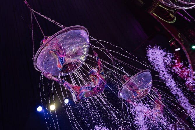 Phuket Circus - The Adrenaline Rush! - Phuket Circus in 60 Minutes: What the Evening Feels Like