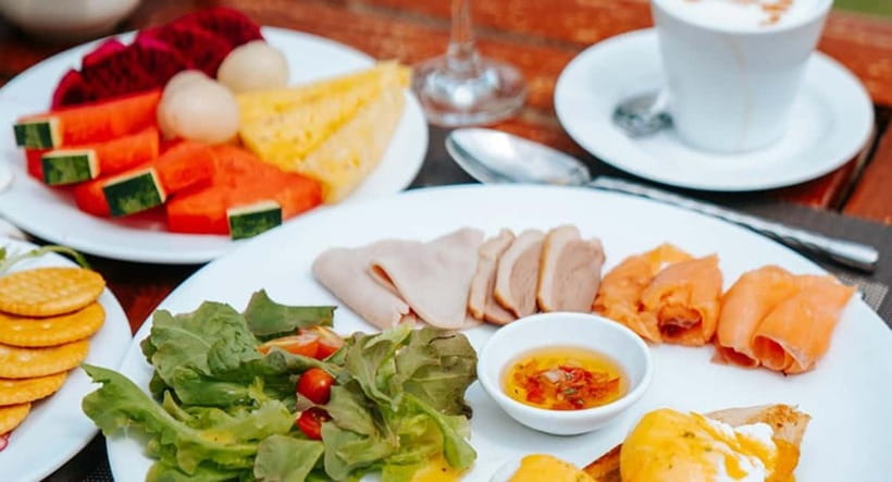 Phuket: Coral and racha Islands Snorkeling Trip with Lunch - Who should book this snorkeling trip