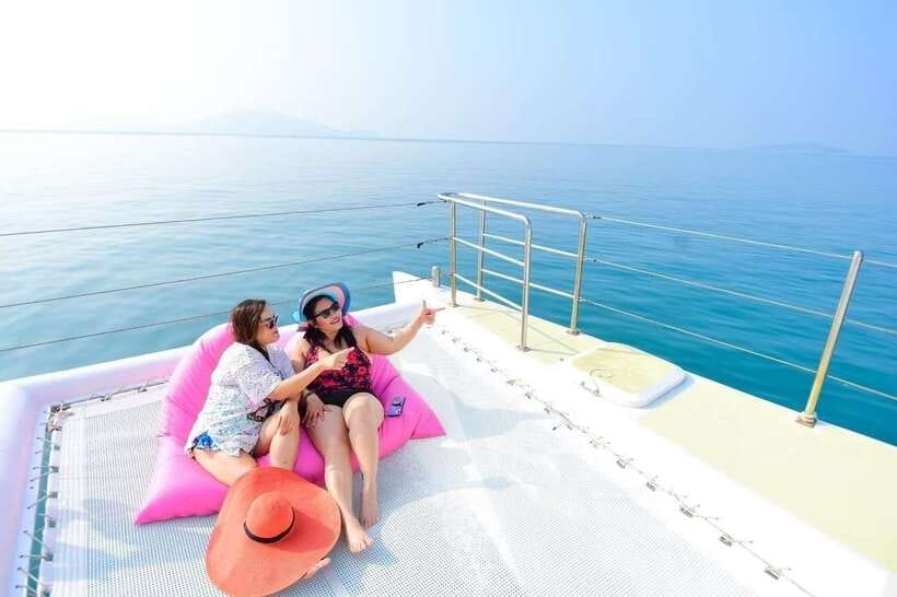 Phuket: Coral Yacht Boat Tour to Coral Island with Sunset - Yanui Bay Snorkeling and Reef Viewing: What You’re Actually Looking For