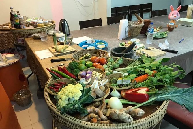 Phuket Easy Thai Cooking Class and Market Tour - Open-Kitchen Class With Real Instruction (Not Just Watching)