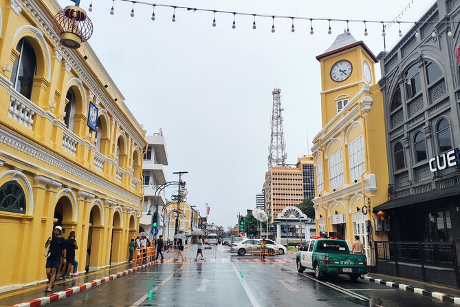 Phuket Food Tour and City Walk by Jane - The brunch walk: Hokkian noodles, A-Pong cake, and Southern Thai street food