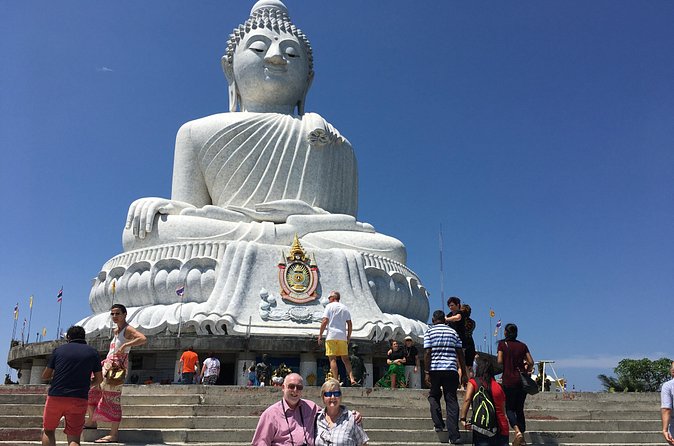 Phuket Full Day City tour & Lunch & Tiger Park - Amorn Phuket Pearl: learning to spot real vs fake