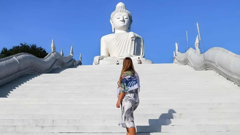 Phuket: Full Day City Tour with Night Market - Guide and small-group effect: why names like BamBam and Kimmy show up often