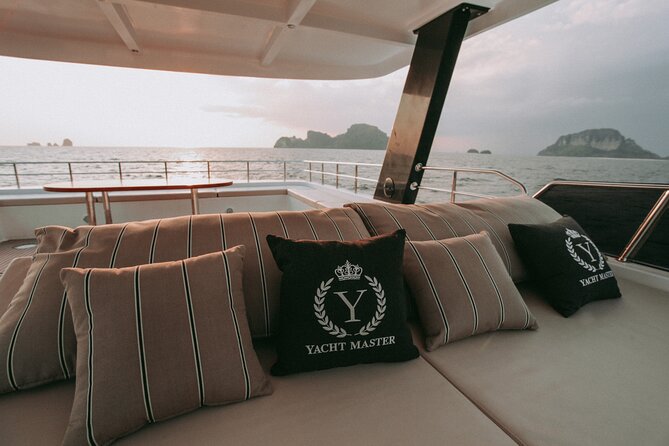 Phuket : James Bond Island and Phang Nga Bay by Premium Yacht - Getting on board: Ao Por Pier, pickup, and what premium feels like