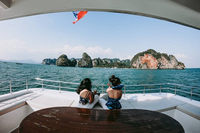 Phuket : James Bond Island and Phang Nga Bay by Premium Yacht - Phang Nga Bay cruising and cave-style kayak time