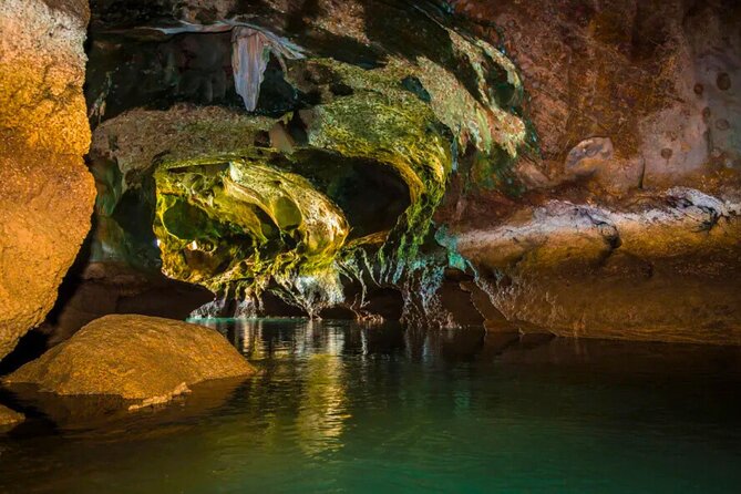 Phuket: James Bonds, Naka Islands with Lunch and Sea Cave Canoe - Stop 2: Hong Island Kayaking Through the Cave