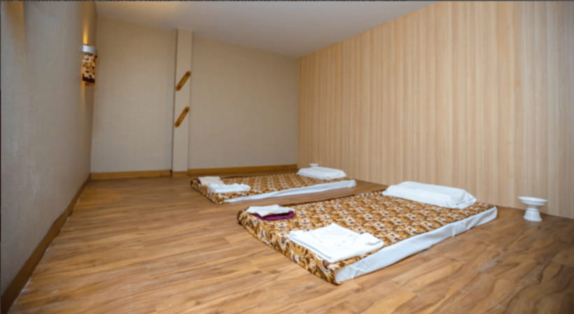 Phuket: Maha Cheeva Thai Massage: E-Voucher - Communication and comfort: Thai language and wheelchair access