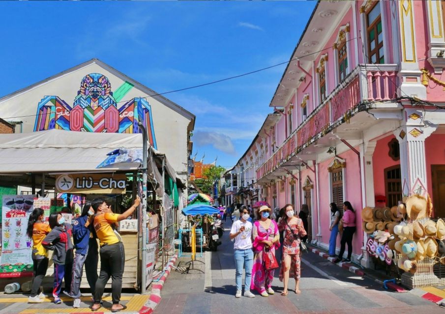 Phuket Old Town : Food | Art | Town :Travstore OG F.A.T Tour - The hands-on cooking demo: fun, but keep expectations realistic