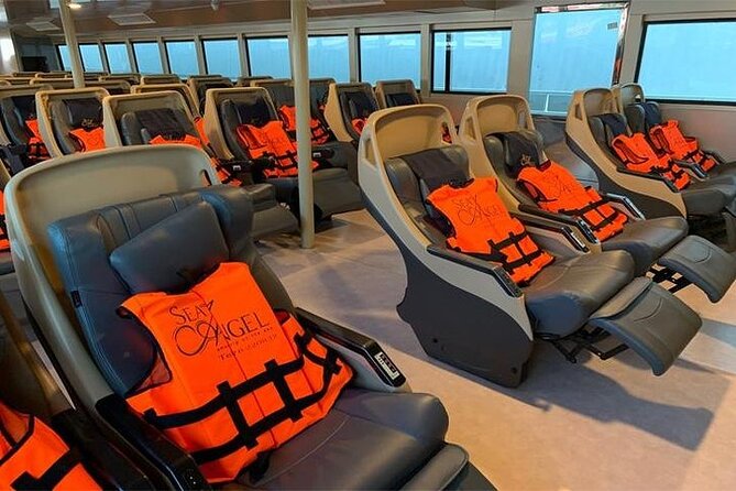 PHUKET: Phi Phi Island by Luxury Cruise"Exc. Gold Class VIP"Lunch - Monkey Beach snorkeling: included gear, simple expectations