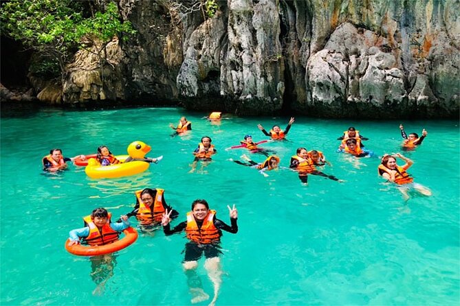 PHUKET-Phi Phi Island-Khai Island-Lunch by Sea Angel Speed Boat - Lunch at Phi Phi Don: where the day slows down briefly