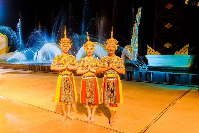 Phuket: Siam Niramit Ticket with Round Transfer and Dinner - Should you book Siam Niramit Phuket with dinner and transfer?