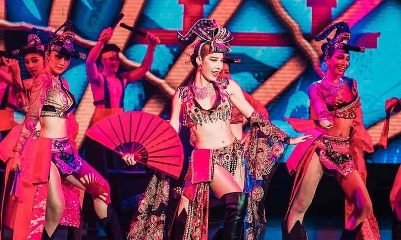 Phuket: Simon Cabaret Show Tickets Optional First 3 Rows - The Rules That Affect Your Night: Phones, Photos, Flash, and Tips
