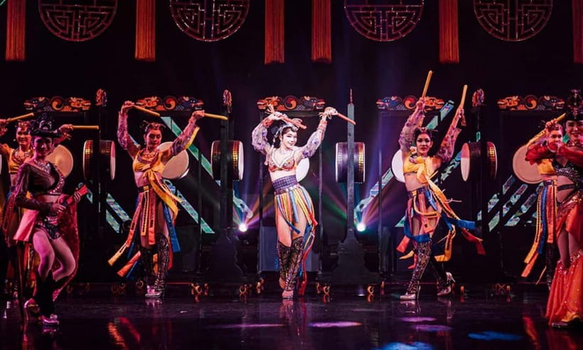 Phuket: Simon Cabaret Show Tickets Optional First 3 Rows - First 3 Rows: Are They Worth Upgrading For?