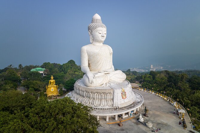 Phuket: Wat Chalong, Karon Viewpoint and old Town Guided Tour - Old Phuket Town: Sino-Portuguese streets and local food breaks