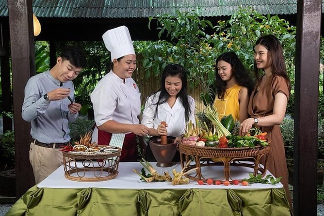 Phuketian Cooking Class With Market Tour - Who this Phuketian cooking class is best for