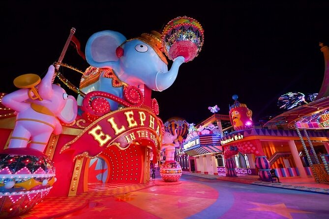 Phuket’s Dazzling Spectacle: Carnival Magic Theme Park Experience - Buffet dinner value: vegetarian, halal, and why it may not satisfy everyone