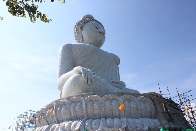 Private food Tour + Sightseeing +Thai Cooking class - Dinner, water, air-conditioning, and what’s actually included