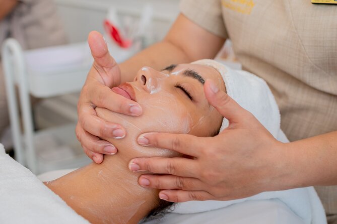 Private Luxury Phuket Day Spa - Body scrub plus aromatherapy oil massage: where relaxation really sticks