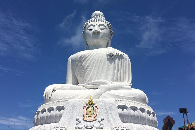Private Mini Bus Rental in Phuket with Experienced Guide/Driver - Price and value: what $159.51 per group really buys