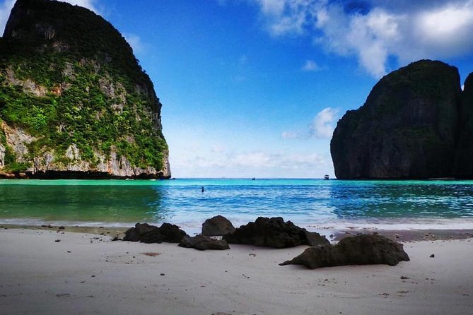 Private Phi Phi Early Bird Premium Tour - Why an early bird Phi Phi day feels calmer