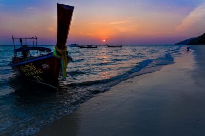 Private Phi Phi Early Bird Premium Tour - Royal Phuket Marina: the early check-in that sets the tone